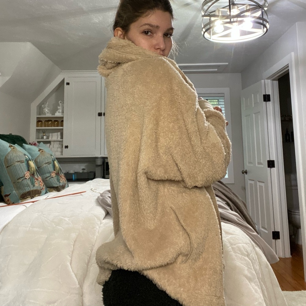 TAN SHERPA JACKET - Picture 2 of 5